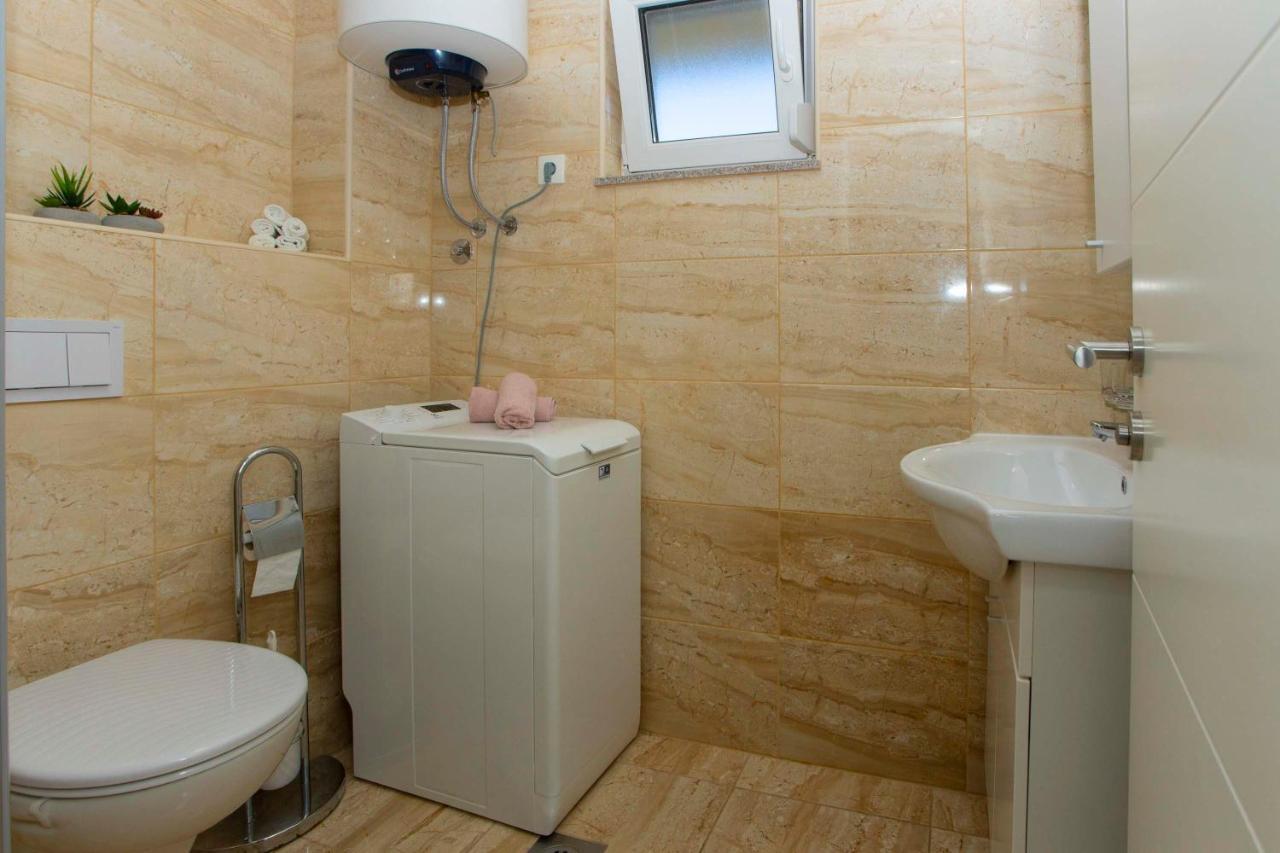 מאקרסקה Apartment Lauc מראה חיצוני תמונה
