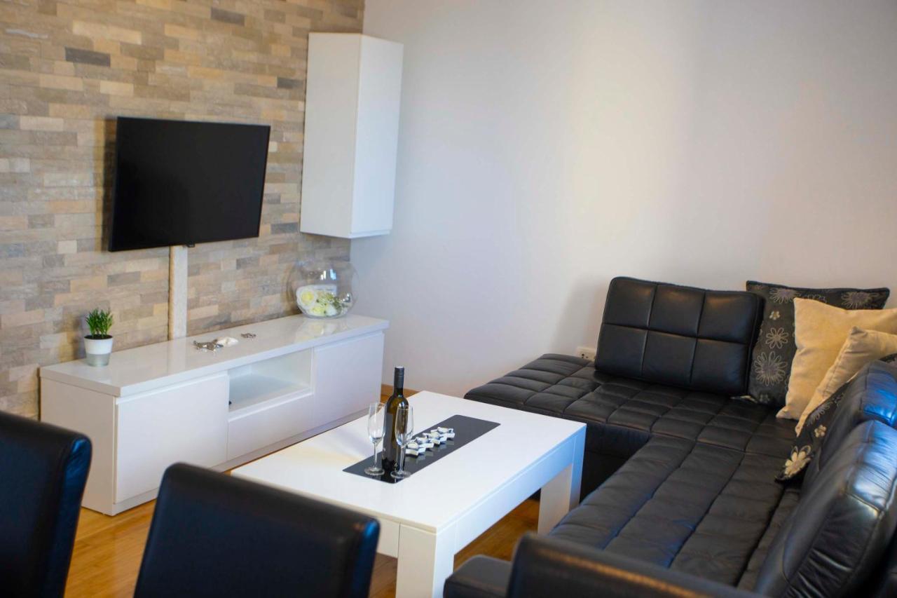 מאקרסקה Apartment Lauc מראה חיצוני תמונה