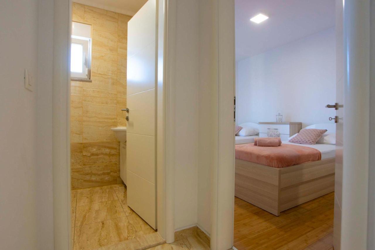 מאקרסקה Apartment Lauc מראה חיצוני תמונה
